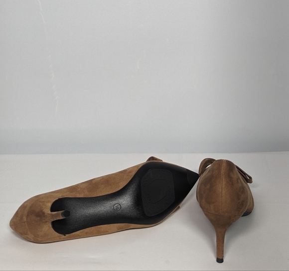 NEW Coutgo Pointy Toe Suede Bow Heels Sz 10 brown - Picture 3 of 4